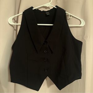 Cropped V-neck button vest top